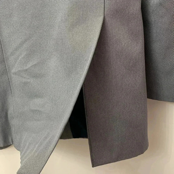 Men’s SaddleBred Sports Coat Navy Blue And White Size 42L EUC - Picture 8 of 10